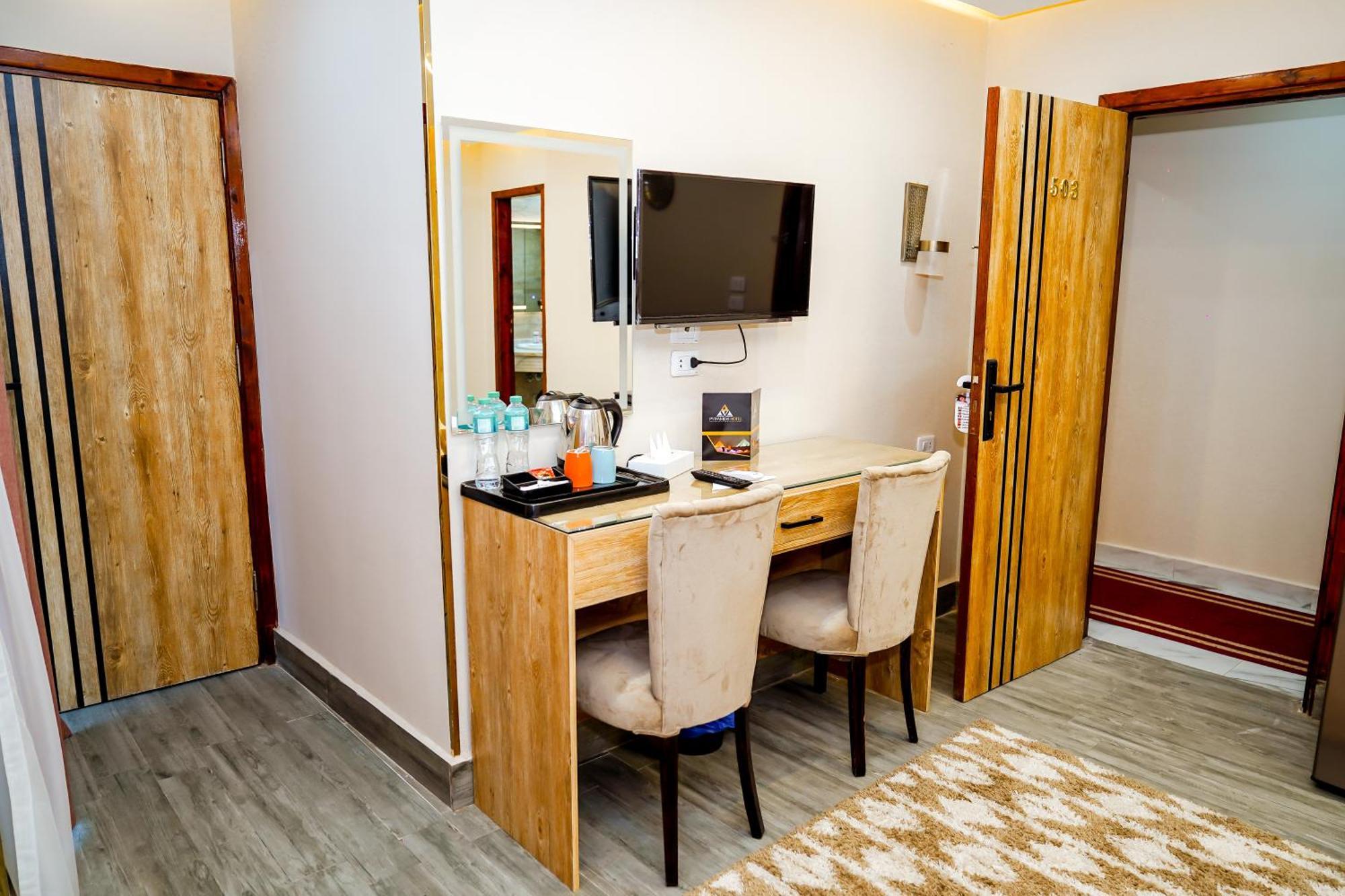 Pyramids Hotel Kafret el-Gabal المظهر الخارجي الصورة