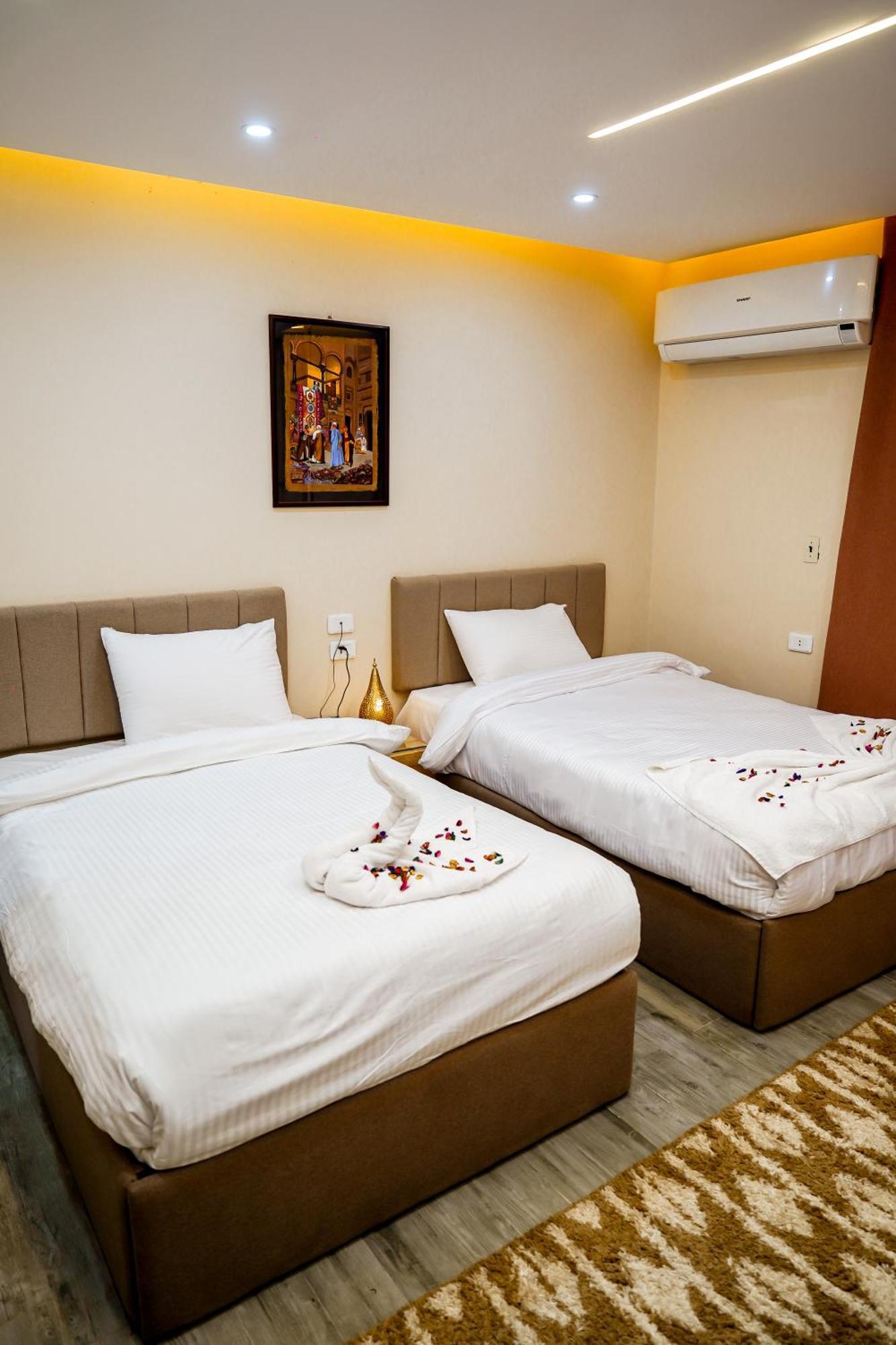 Pyramids Hotel Kafret el-Gabal المظهر الخارجي الصورة