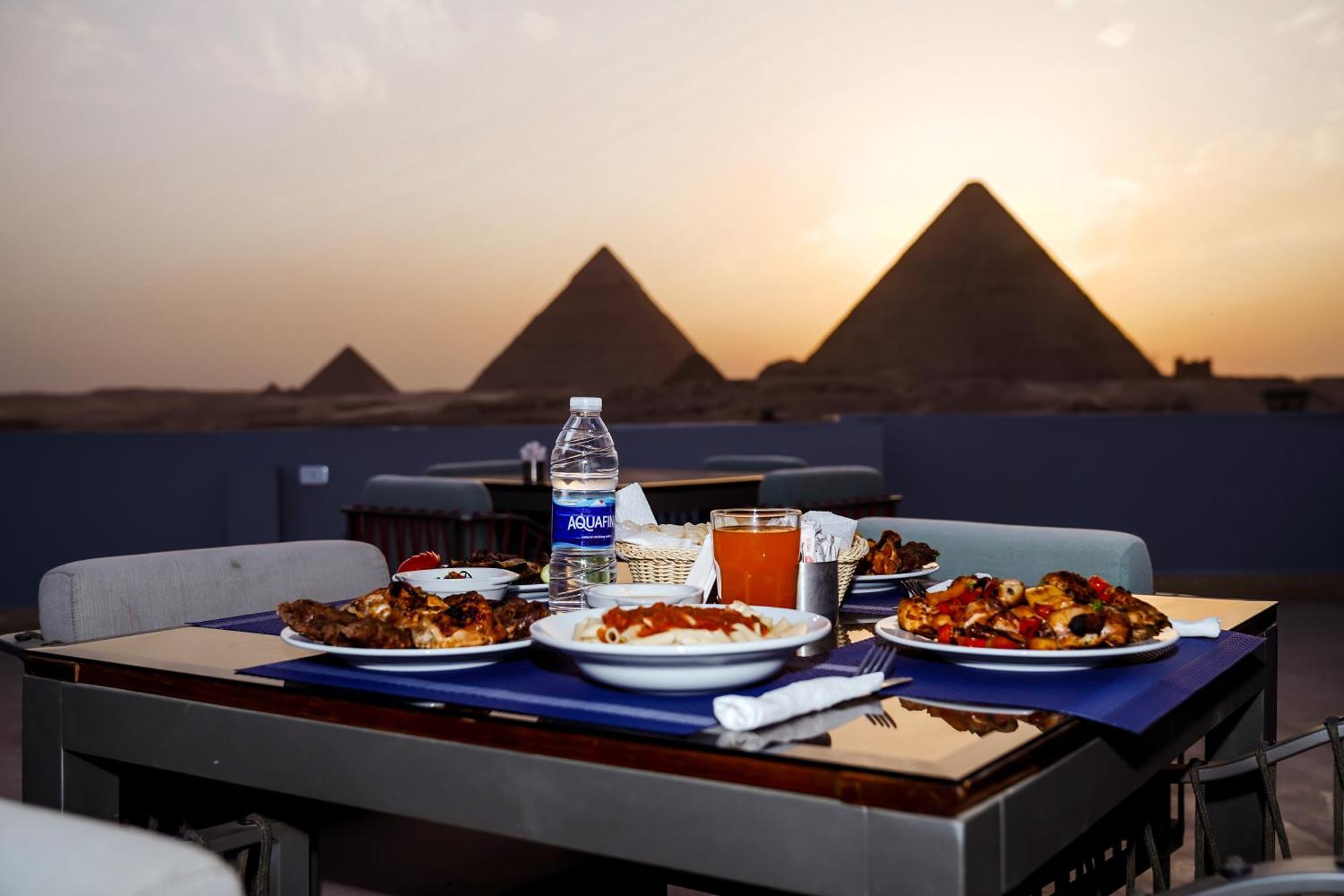 Pyramids Hotel Kafret el-Gabal المظهر الخارجي الصورة